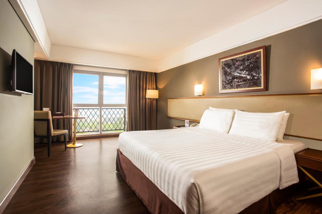 Swiss-Belhotel Богор Экстерьер фото