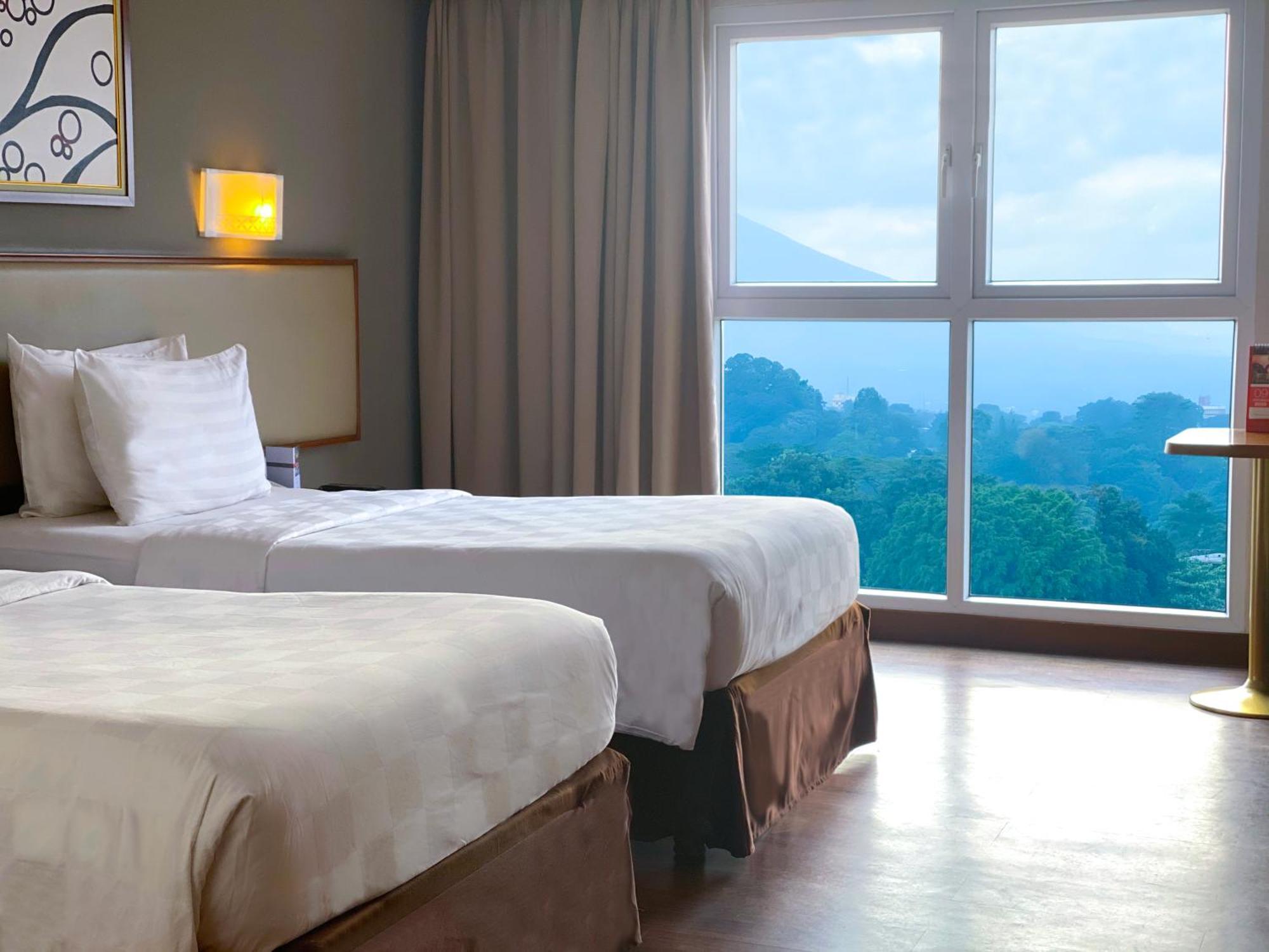 Swiss-Belhotel Богор Экстерьер фото