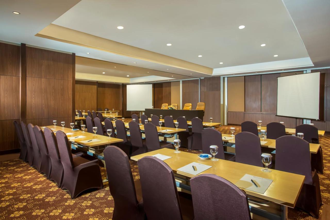 Swiss-Belhotel Богор Экстерьер фото